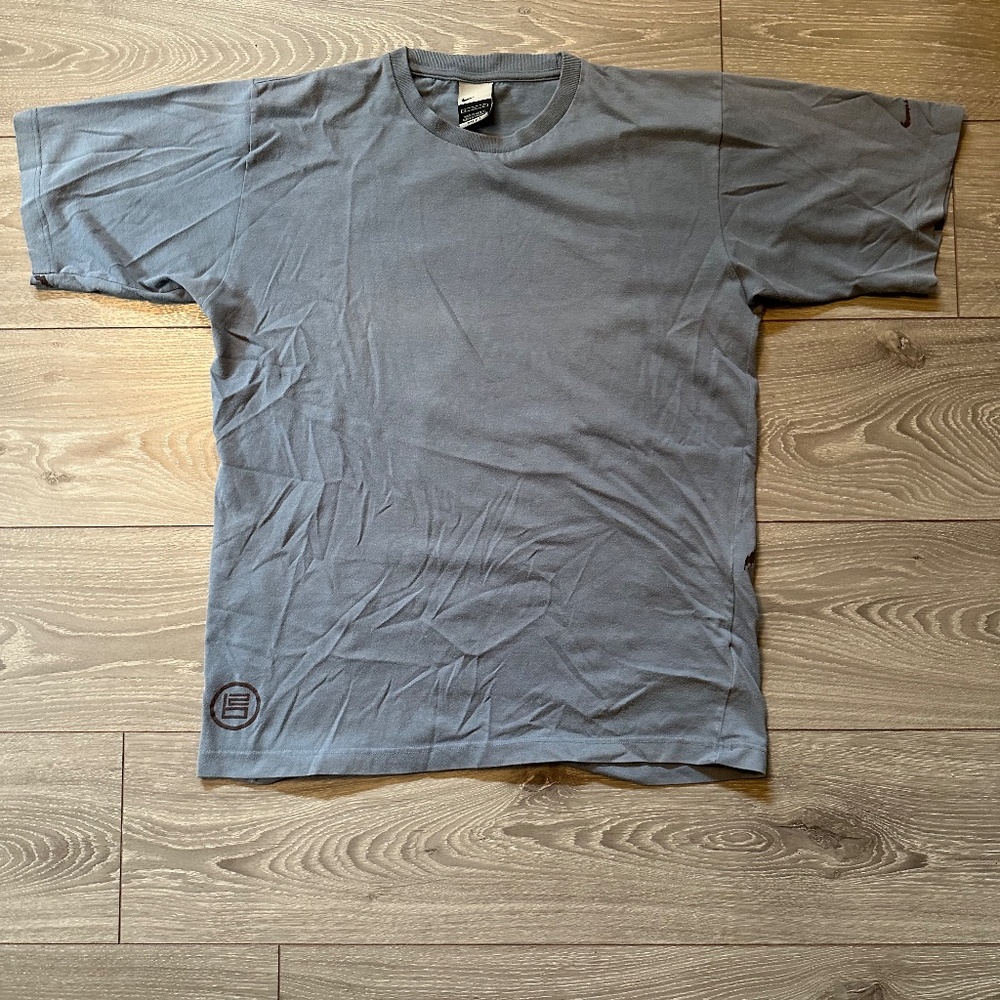 Y2K Nike Rare Chainlink Backprint Tee